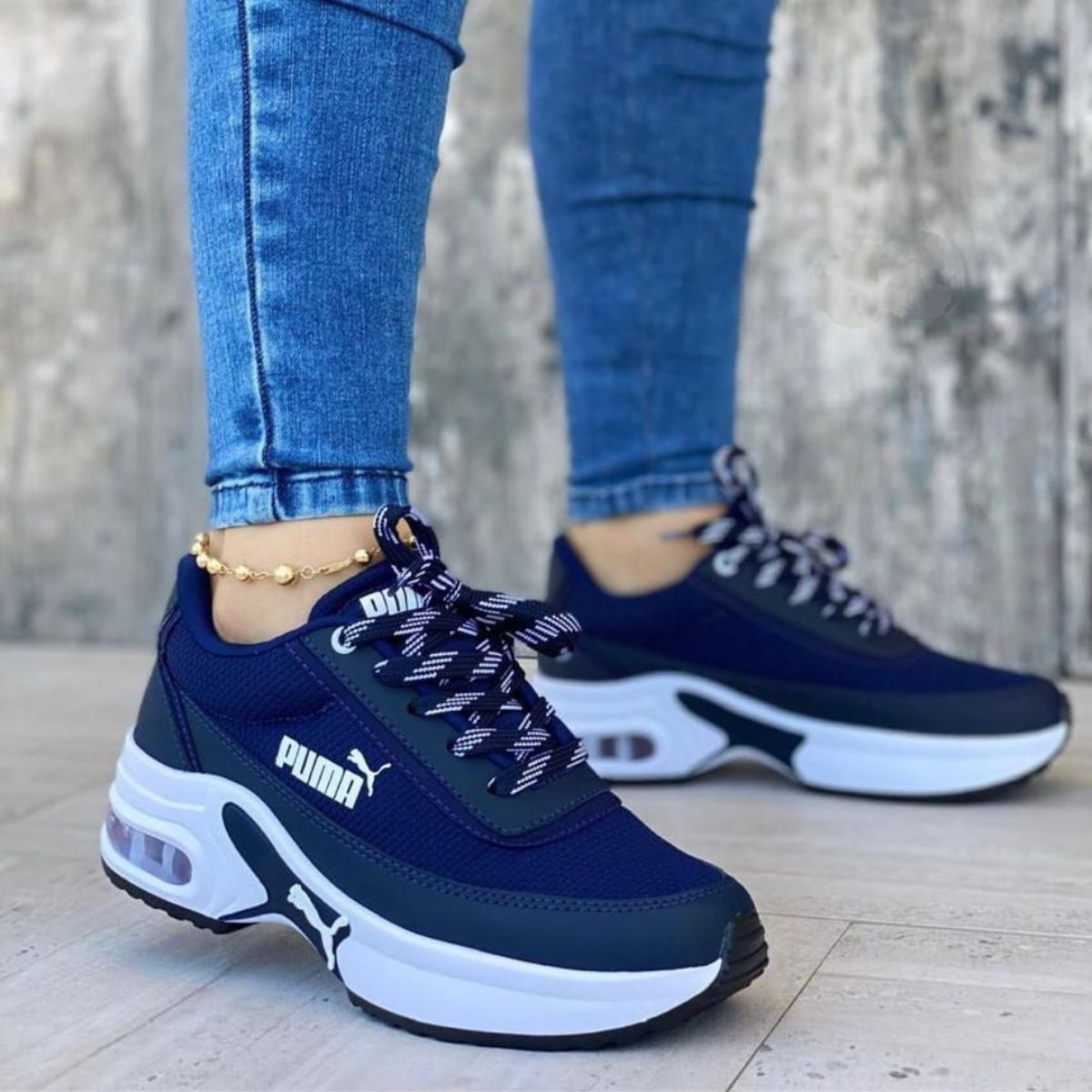 Zapatilla Pasos de Reina